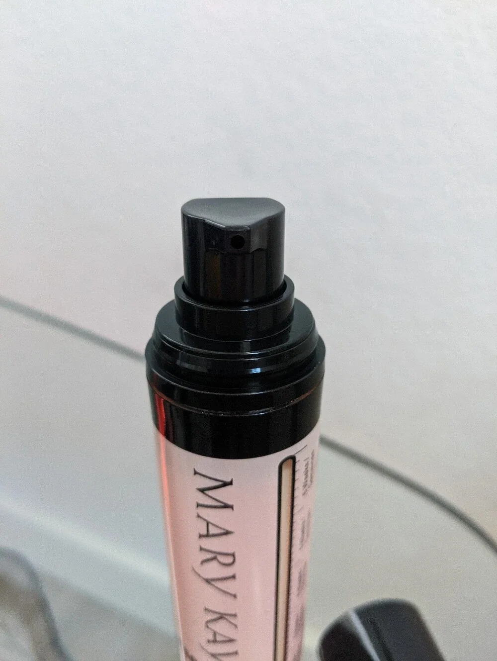 Mary Kay  SERUM+ C